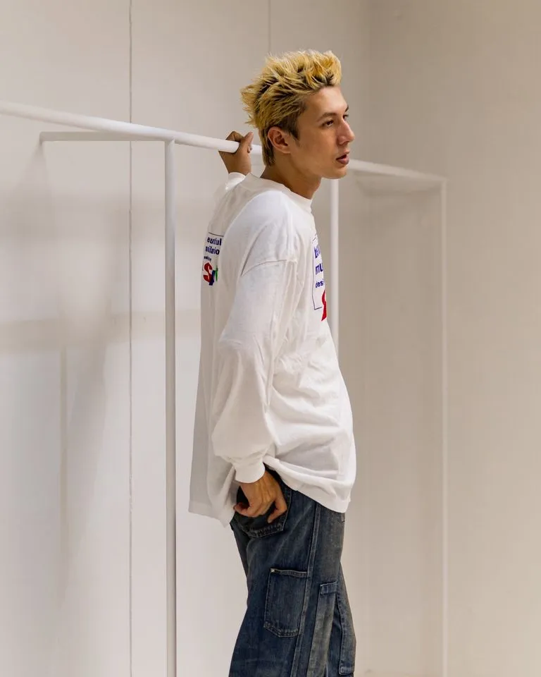 SAINT Mxxxxxx LS TEE/BEAUTIFUL SAINT/WHT Colorful SAINT slogan long-sleeved TEE White S-XL Cylindrical side seamless fabric Really made with care! Domestic printing factory OEM, original water slurry non-touch printing process, correct version, correct main mark/wash mark/little angel anti-counterfeiting mark